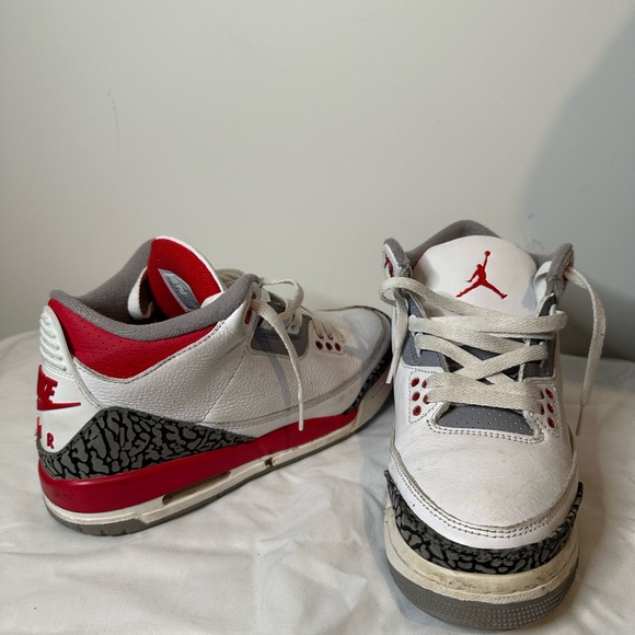 Jordan 3 Fire Red - Picture 4 of 6